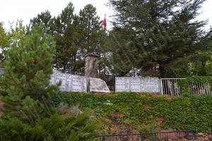 ŞEHİTLİK ANITI